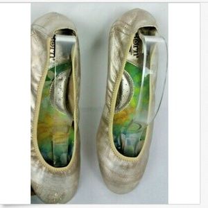 Born Julianne Ballerina SlippersBorn SIZE 11